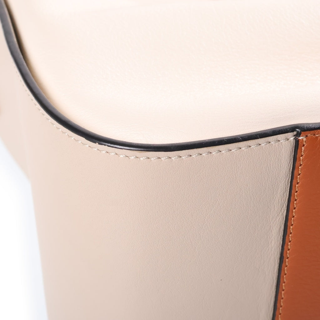 LOEWE(ロエベ) ハンモック ミディアム バイカラー ショルダーバッグ ブラウン×アイボリー レザー シルバー金具 レディース