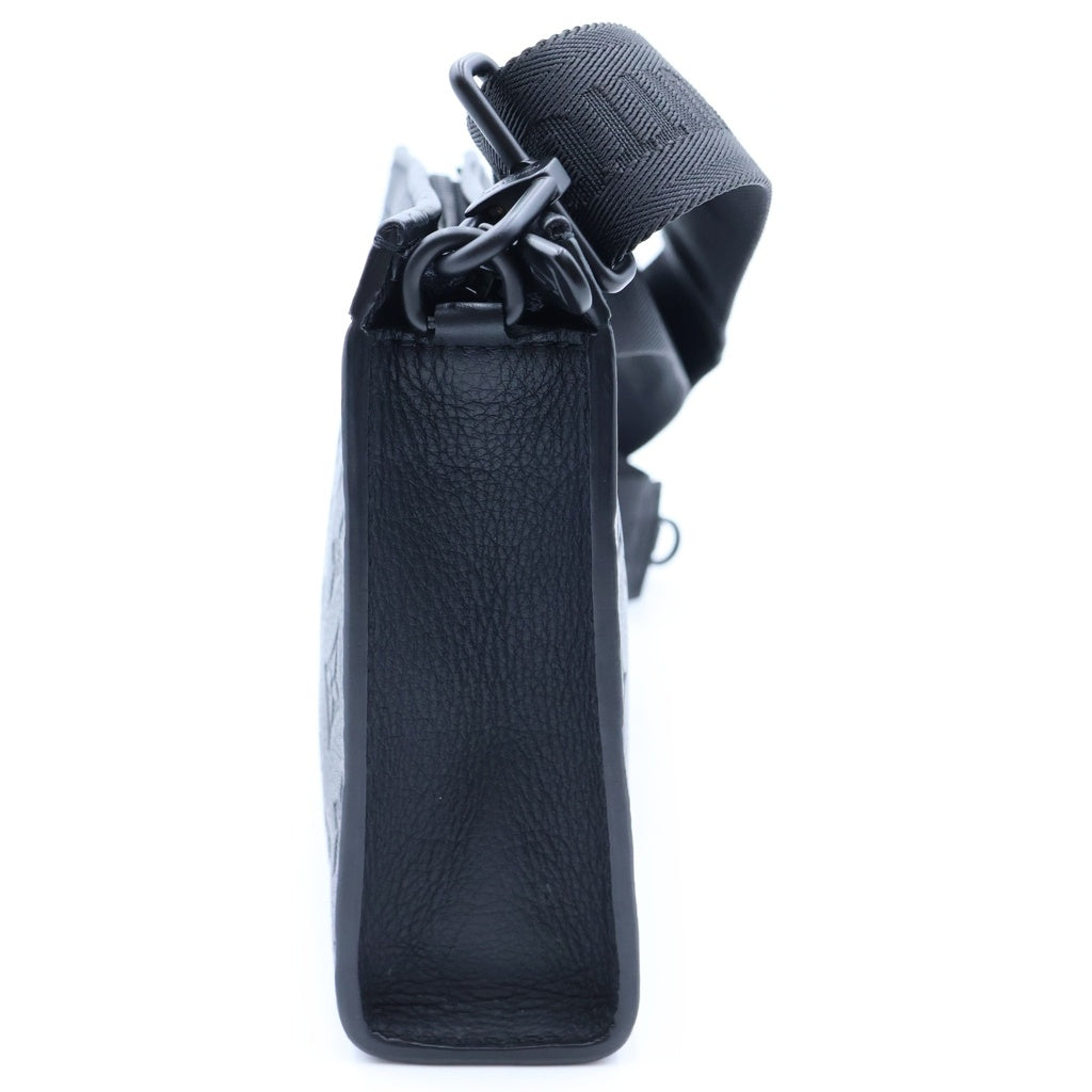 LOUIS VUITTON(ルイヴィトン) モノグラムシャドウ ガストン ウェアラブルウォレット ノワール RFID M81115