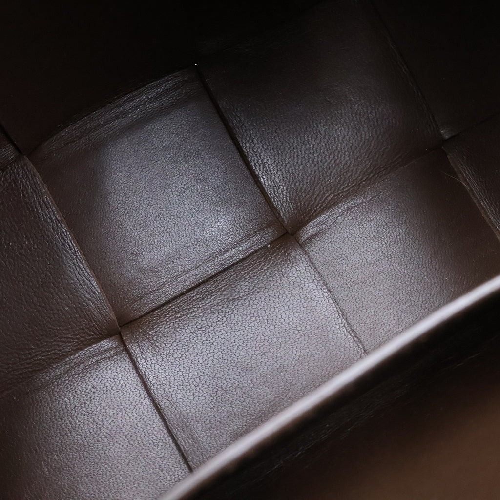 BOTTEGA VENETA(ボッテガヴェネタ) マキシイントレチャート スモール ブリック カセット ハンドバッグ ワンショルダーバッグ ブラウン レザー 729166 VMAY1 2560 レディース