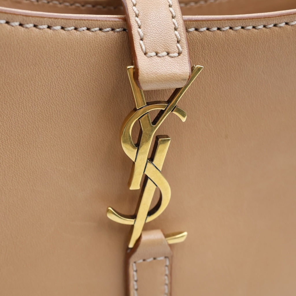 SAINT LAURENT PARIS(サンローランパリ) ミニホーボー ワンショルダーバッグ ミニバッグ ブラウン レザー 710318 ゴールド金具 レディース
