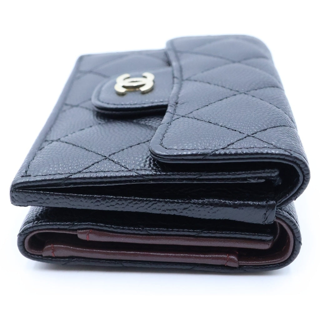CHANEL(シャネル) マトラッセ ココマークスモール 三つ折り財布 ゴールド金具 キャビアスキン ブラック レディース