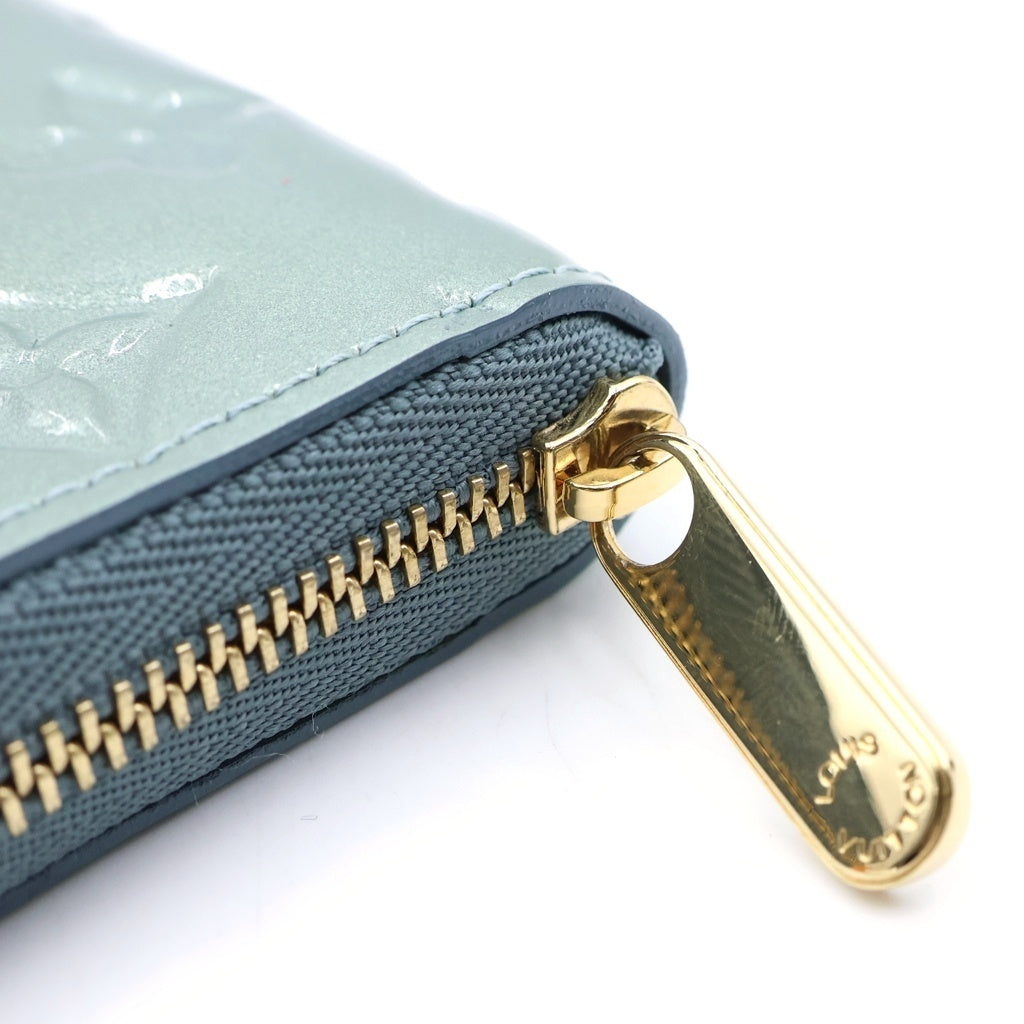 LOUIS VUITTON(ルイヴィトン) モノグラム ヴェルニ ジッピーコインパース コンパクトジップ 財布 エナメル ブルーグレー M93052 レディース