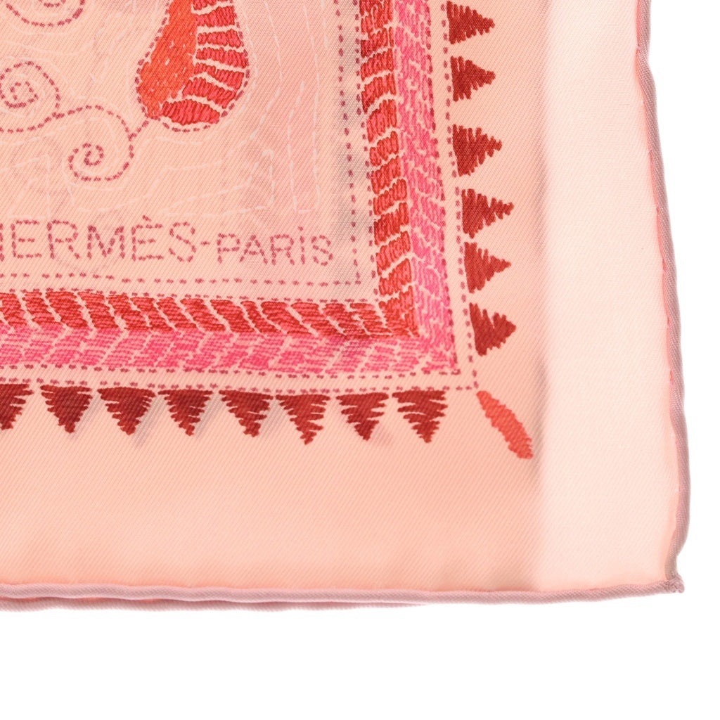 HERMES(エルメス) カレ90 カレ・カンタ ピンク×レッド シルクスカーフ レディース