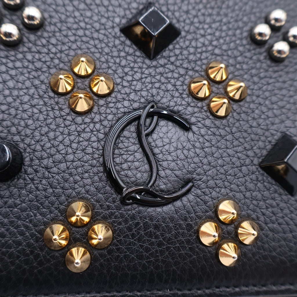 CHRISTIAN LOUBOUTIN(クリスチャンルブタン) パロマ スタッズ チェーンウォレット ショルダーバッグ ブラック×レッド レザー ゴールド金具