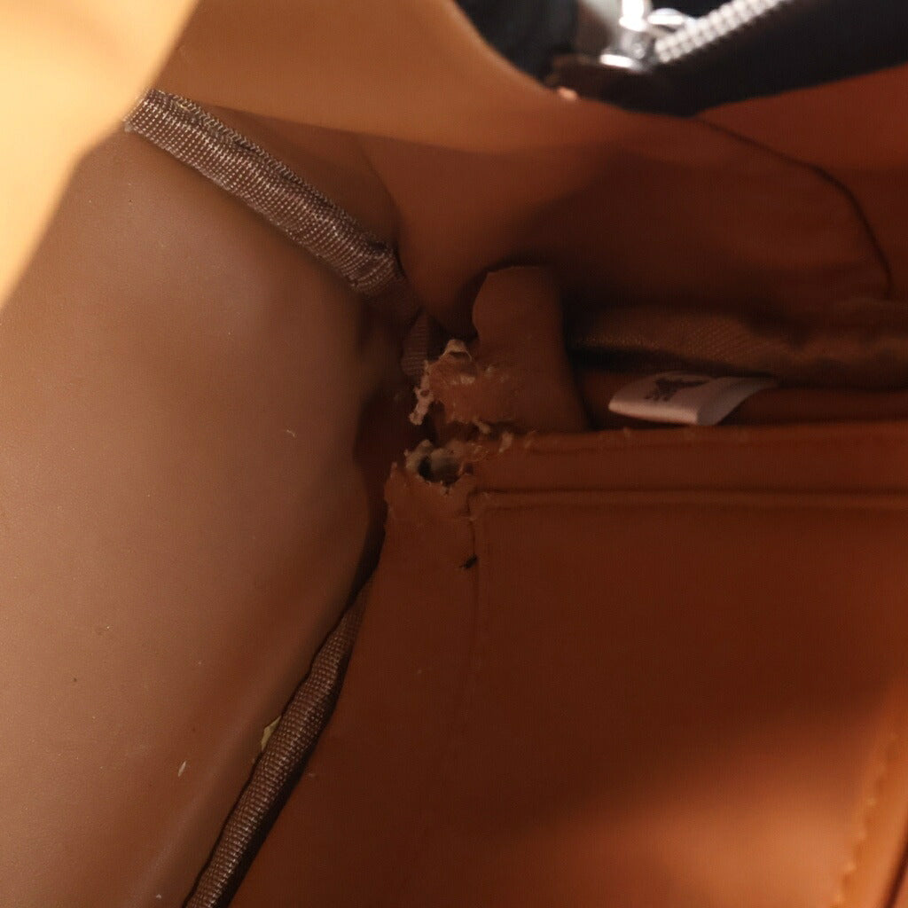 MCM(エム シー エム) ヴィセトス リュックサック バックパック ブラック レザー シルバー金具
