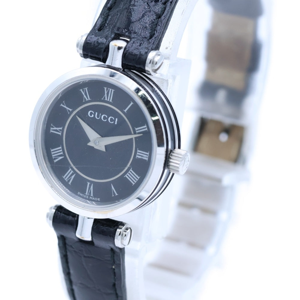 GUCCI(グッチ) シェリーライン ラウンド クロコ型押し エンボスレザーベルト ブラック文字盤 クォーツウォッチ 腕時計 シルバー/ブラック 2040L