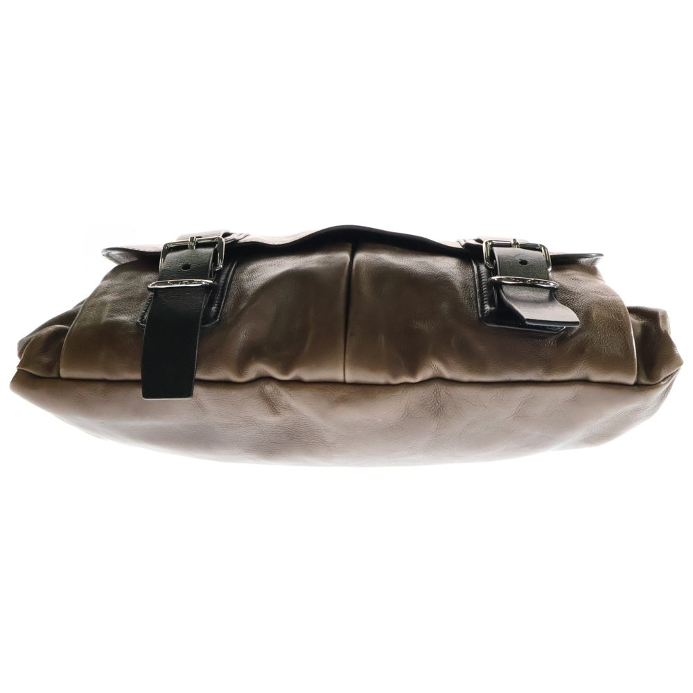 美品 プラダ メッセンジャーバッグ ショルダー オールレザー 型押し 茶色 PRADA(プラダ) メッセンジャーバッグ ショルダーバッグ ブラウン