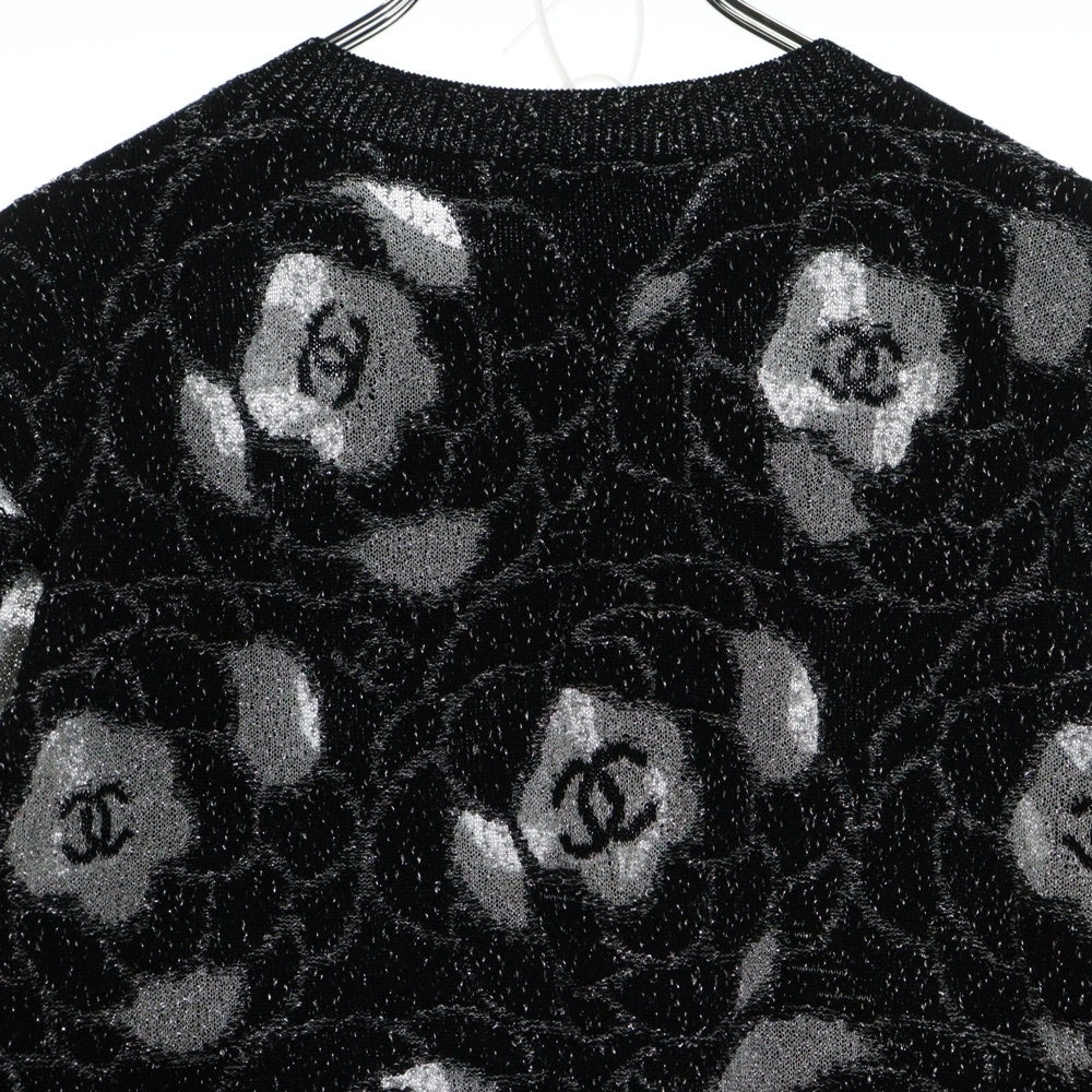 CHANEL(シャネル) ココマーク カメリア 総柄 ラメ ジャガード クルーネック 長袖ニット セーター ブラック/シルバー レディース P76047K10936