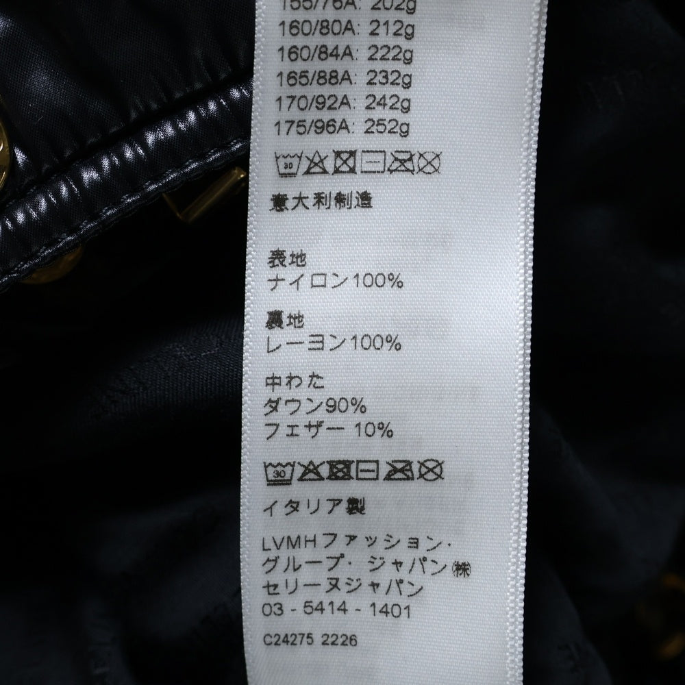 CELINE(セリーヌ) トリオンフ ワッペンロゴ デタッチャブルスリーブ クロップド フーデッド ジップアップ ダウンジャケット ブラック 2W661595K