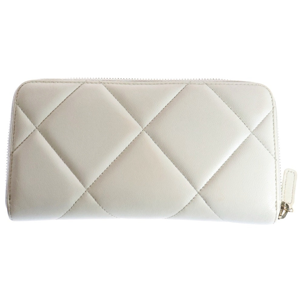 CHANEL(シャネル) シャネル19 ココマーク ラムスキン レザー ラウンドジップ ロングウォレット 長財布 ゴールド金具 ホワイト