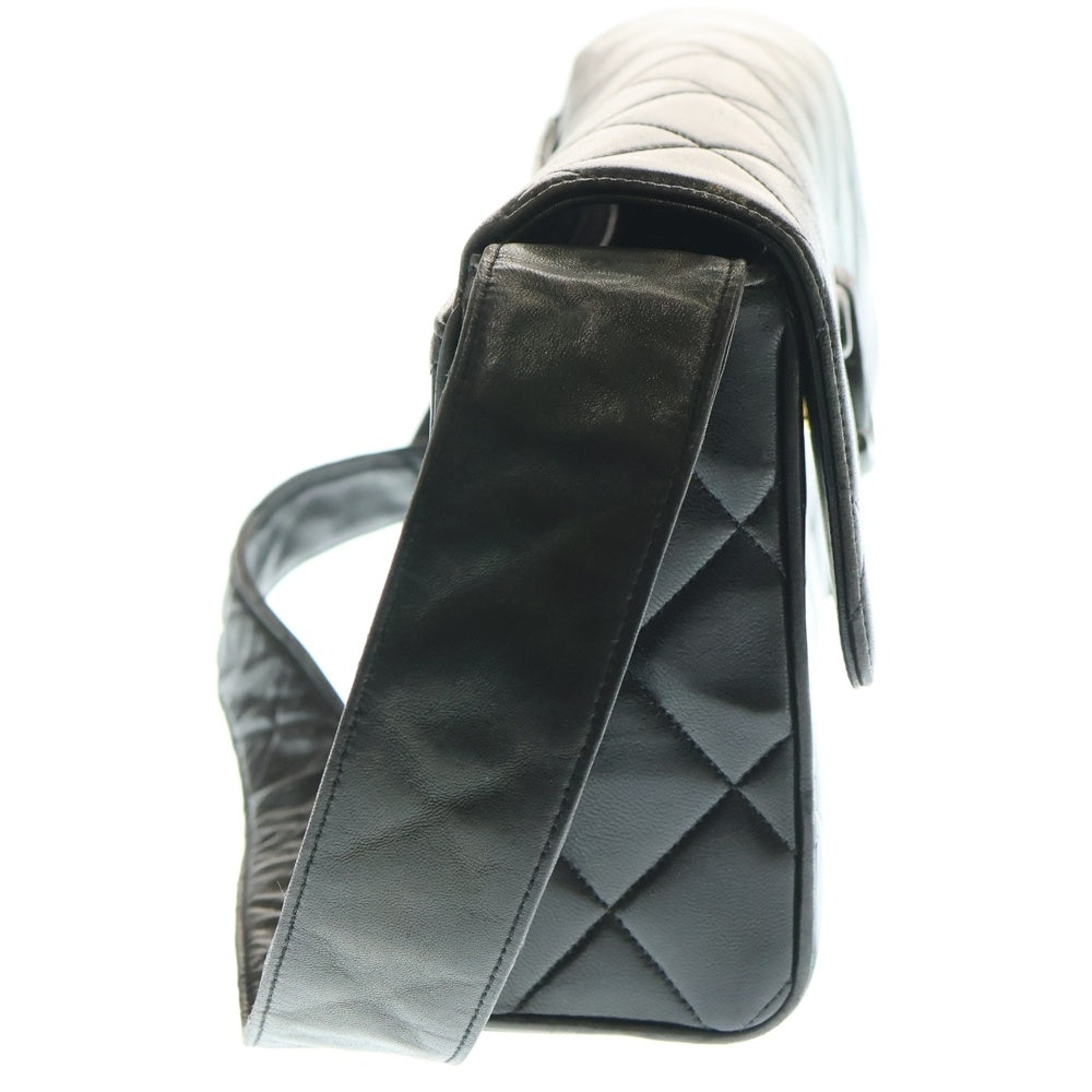 CHANEL(シャネル) マトラッセ キルティング メッセンジャーバッグ ショルダーバッグ ブラック ラムスキン