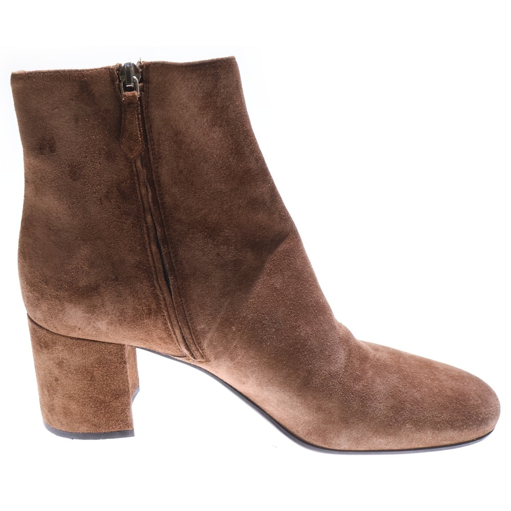 miumiu(ミュウミュウ) ロゴプレート スエードレザー ヒール サイドジップ ハイカット ショートブーツ シューズ ブラウン レディース