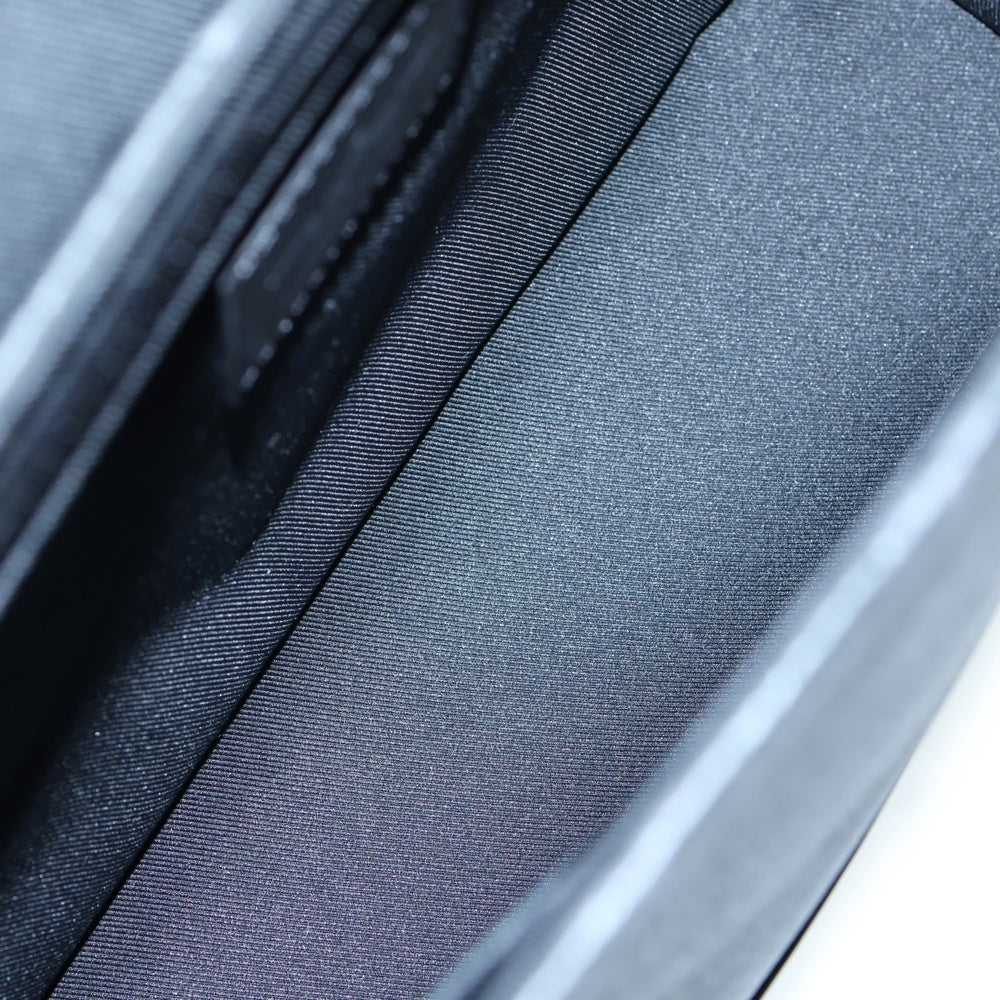 LOUIS VUITTON(ルイヴィトン) モノグラム エクリプス メッセンジャーヴォワヤージュPM ショルダーバッグ ブラック ブラック金具 PVC×レザー M40511