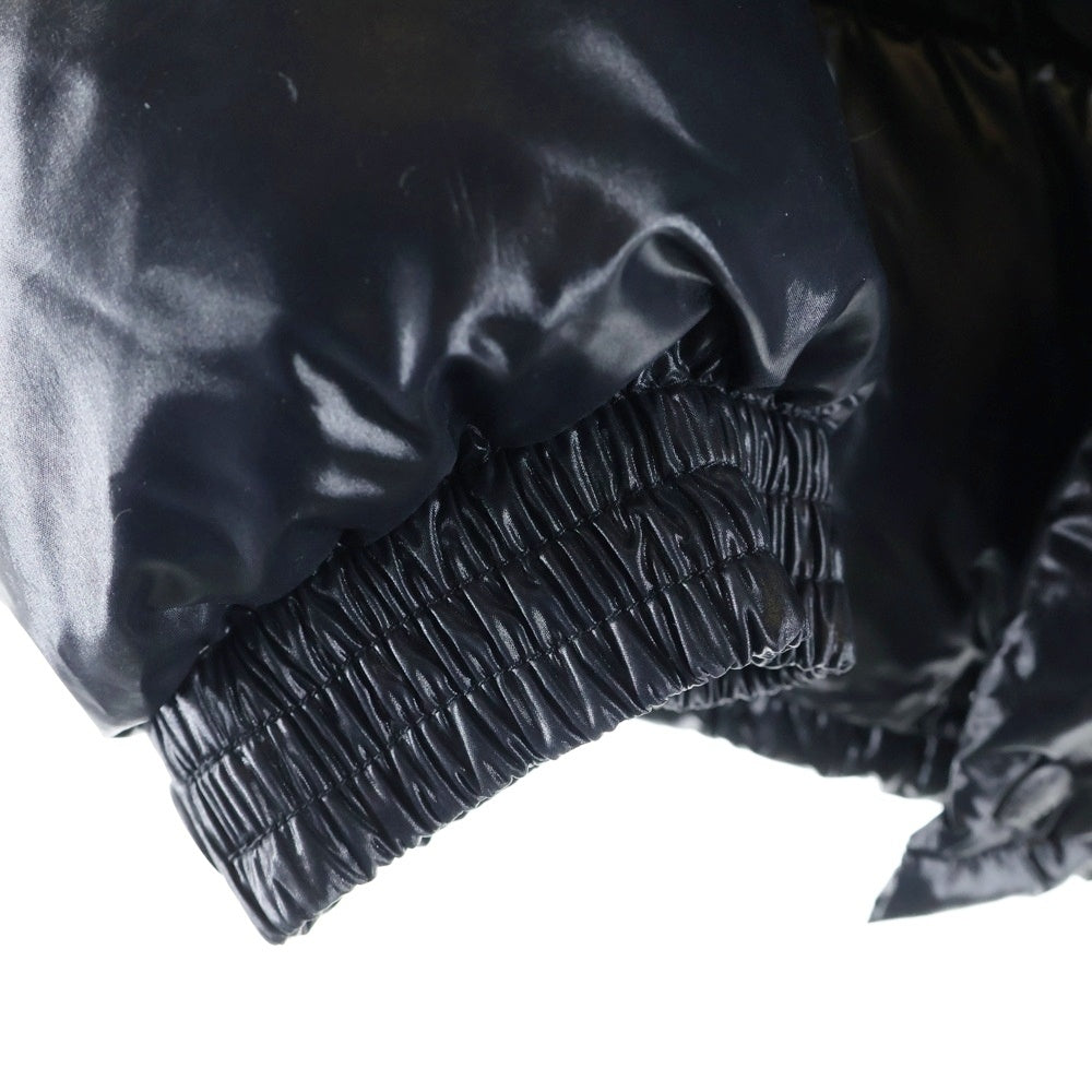 MONCLER(モンクレール) EVEREST エベレスト ワッペンロゴ ジップアップ ダウンジャケット ブラック 41310/60/68950