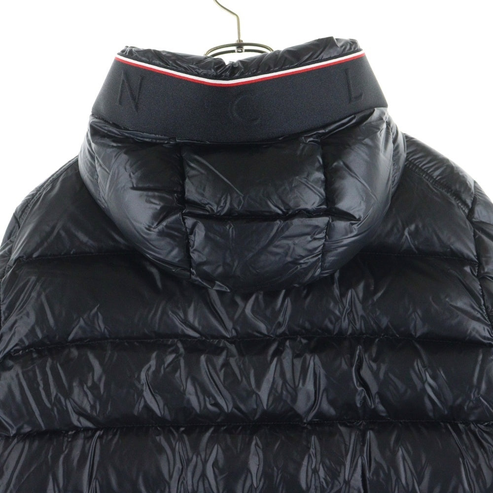MONCLER(モンクレール) 23AW PAVIN ペイビン エンボスロゴ ワッペン フーデッド ジップアップ ダウンジャケット ブラック I20911A00051 595ZZ
