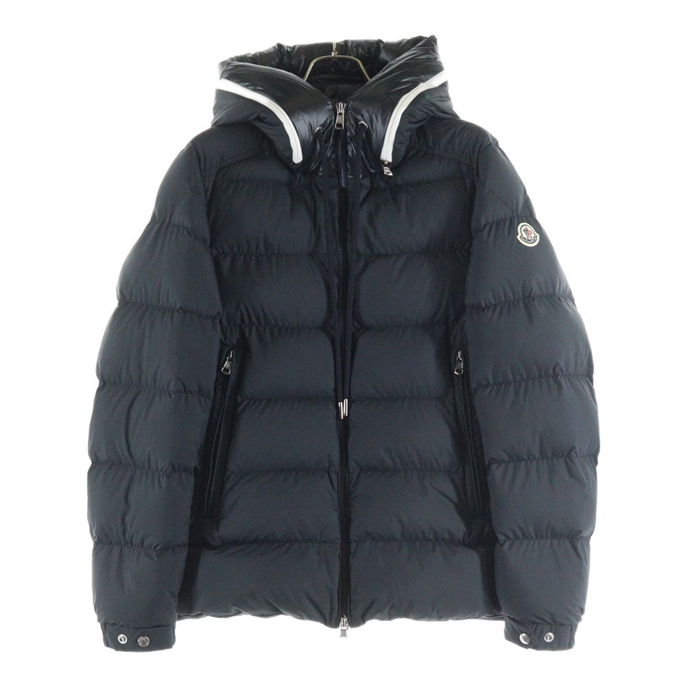 MONCLER(モンクレール) 23AW CARDERE カーデーレ ロゴプリント ワッペン フーデッド ジップアップ ダウンジャケット ブラック I20911A00182 54A81