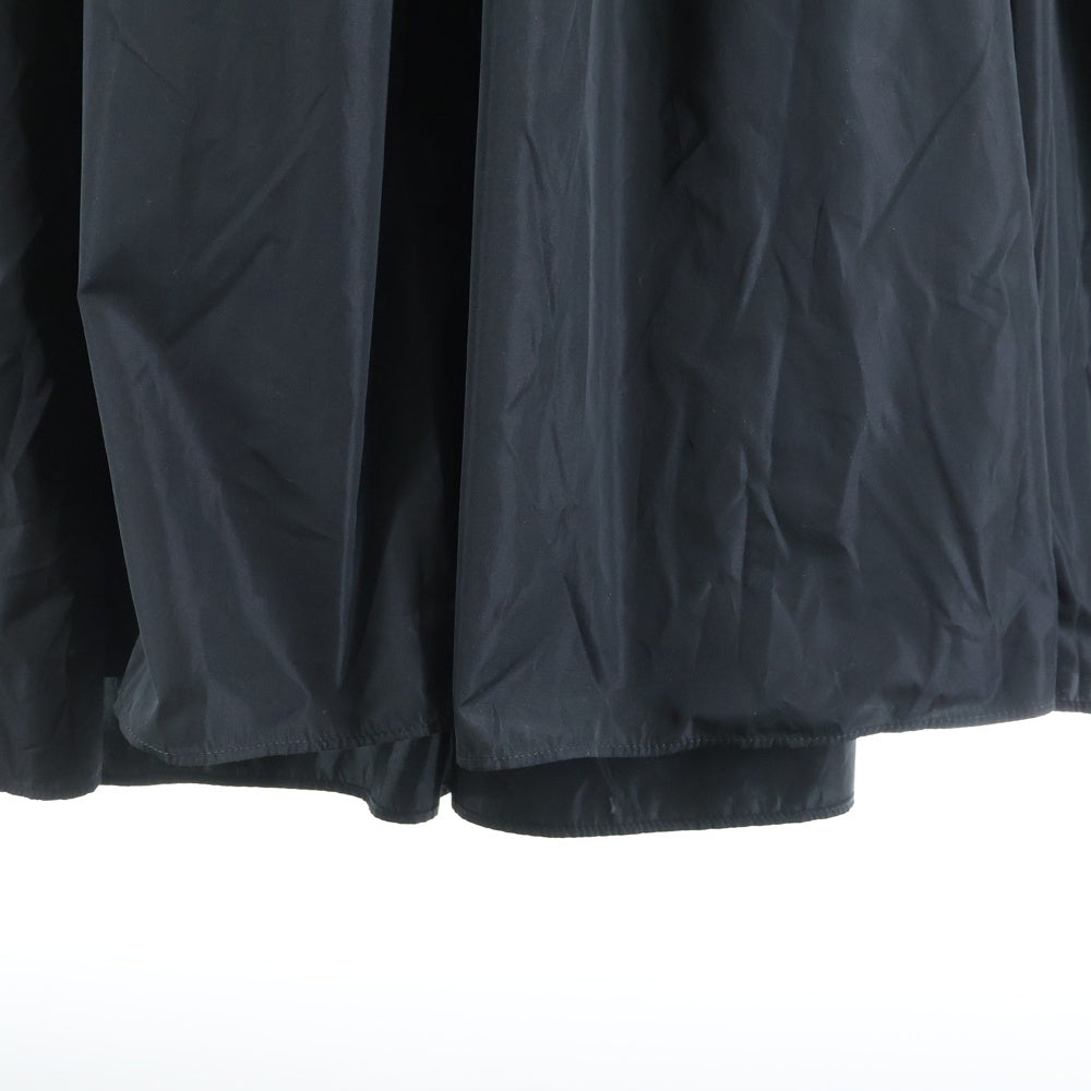 miumiu(ミュウミュウ) 22SS シルクテック ラバーロゴ ジップアップ ノースリーブ ロング フレア ワンピース ブラック レディース MF4790