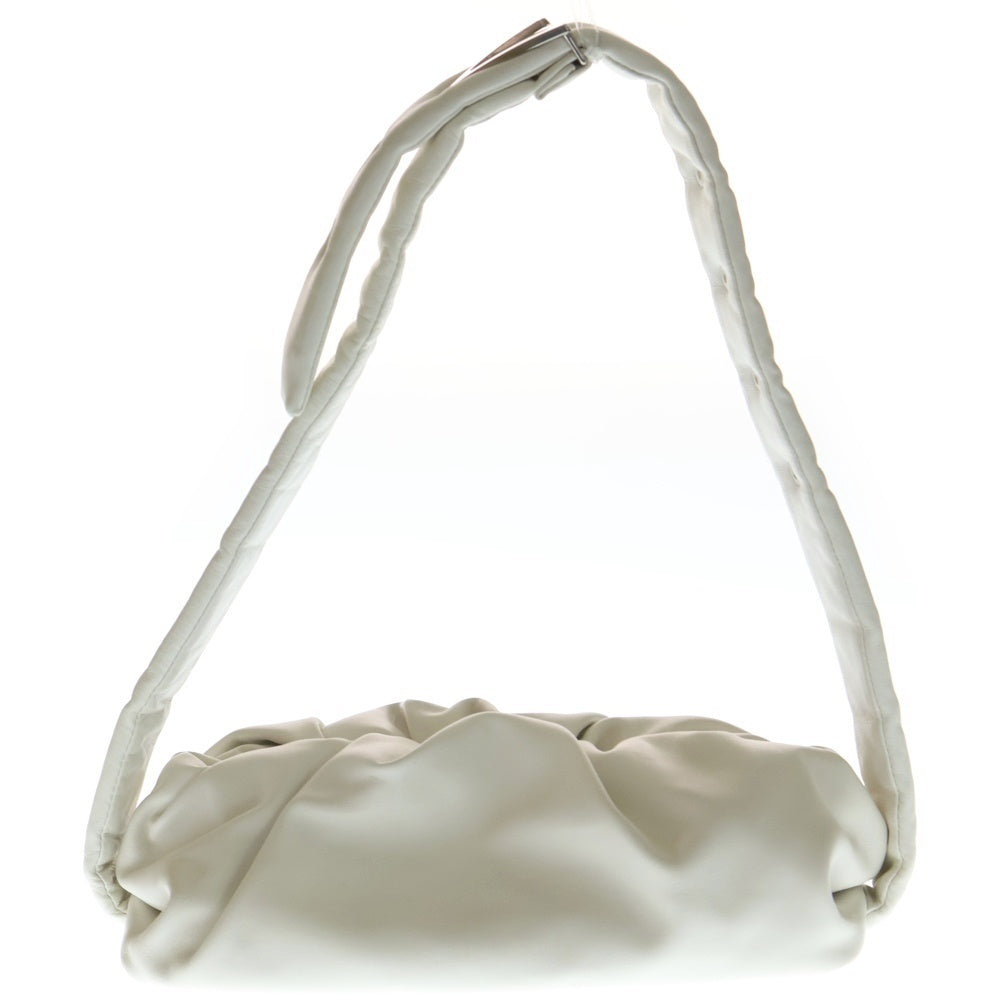 BOTTEGA VENETA(ボッテガヴェネタ) がま口 ショルダーバッグ ミニバッグ ホワイト レザー シルバー金具 レディース