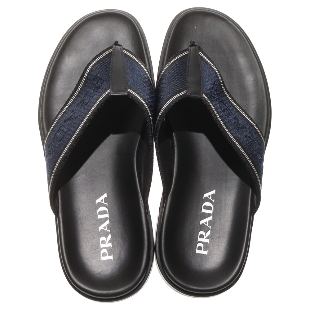 PRADA(プラダ) ロゴジャガード フラット トングサンダル ブラック/ネイビー 2Y3053