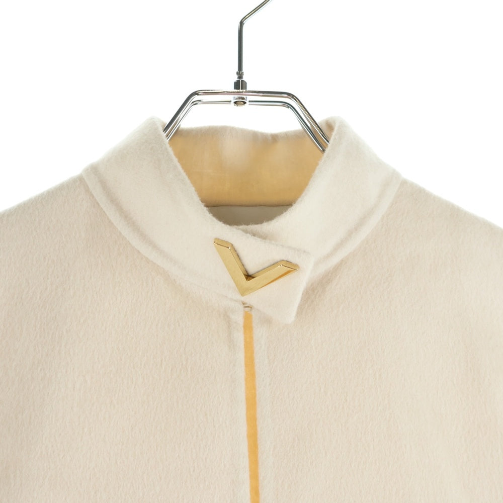 VALENTINO(ヴァレンティノ) Vロゴプレート アンゴラ混 ウール ケープ コート ホワイト レディース RB3CG1354AS