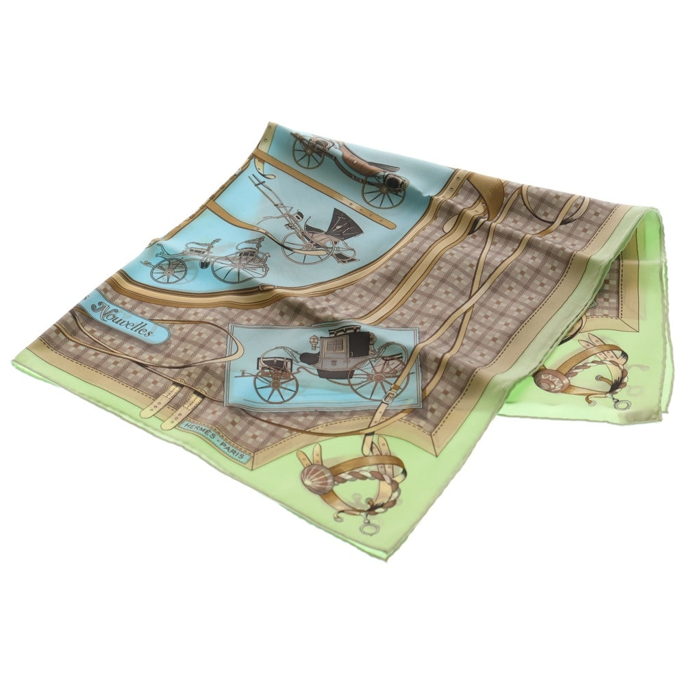 HERMES(エルメス) カレ70 馬車の変遷 総柄 シルクスカーフ マルチカラー ライトブルー レディース
