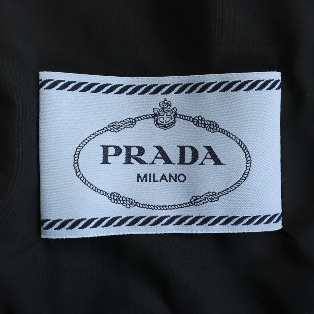PRADA(プラダ) Re-Nylon トライアングルロゴプレート付フーデッドレインジャケット ナイロンブルゾン ブラック 292022 SWMO レディース