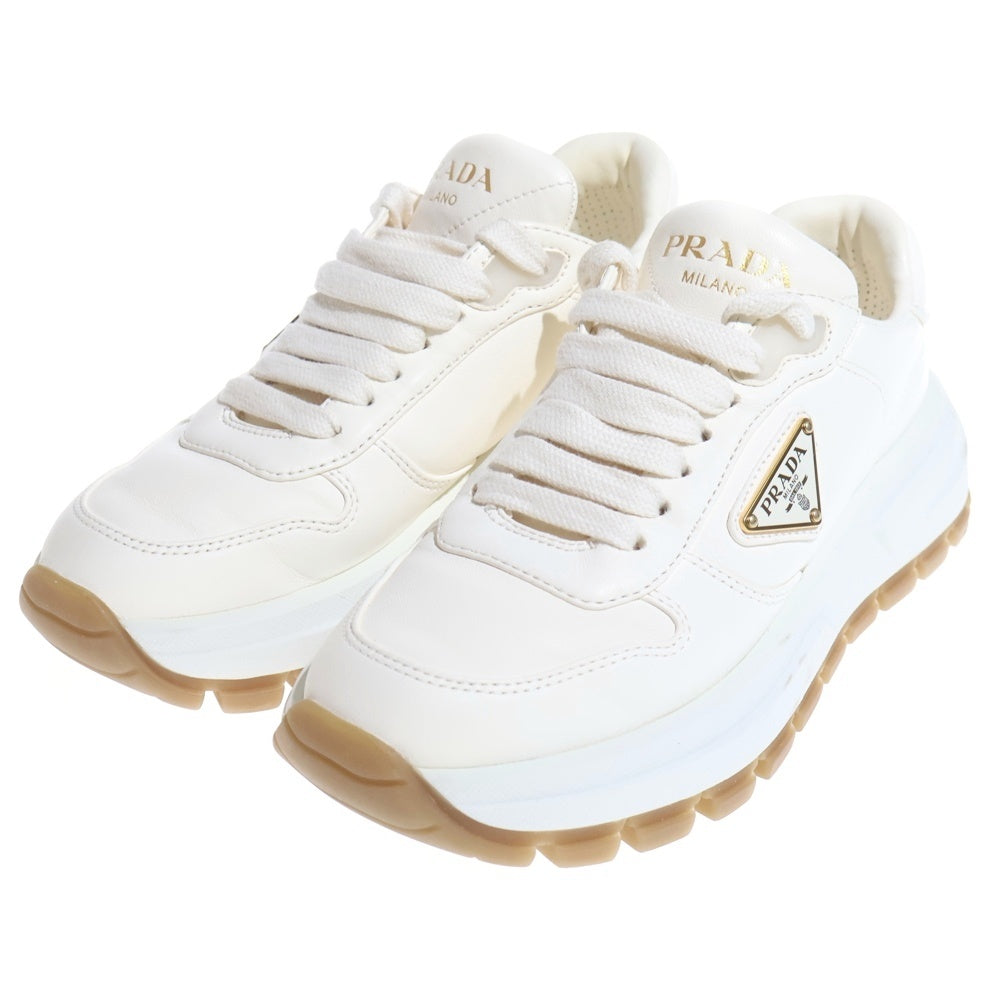 PRADA(プラダ) Prax 01 トライアングルロゴプレートレザーローカットスニーカー ホワイト 1E804M レディース