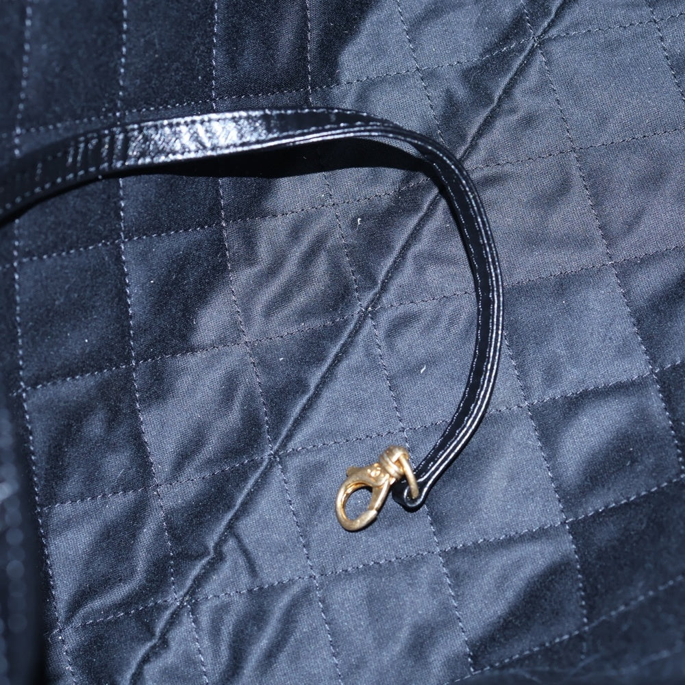 CHANEL(シャネル) シャネル22 スモール ブラック シャイニーカーフスキン ショルダーバッグ ゴールド金具 レディース