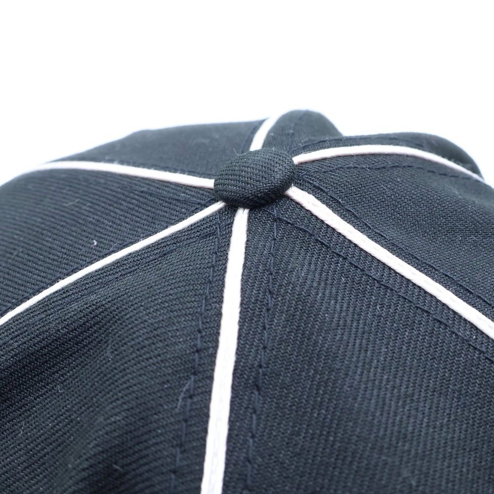 SUPREME(シュプリーム) 25SS Piping Script Logo New Era パイピングスクリプトロゴ ベースボールキャップ ブラック