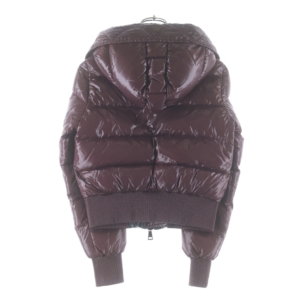 MONCLER(モンクレール) 16AW SOTIRIA ワッペンロゴ フーデッド クロップド ダウンジャケット ボルドー レディース B20934536105 68950
