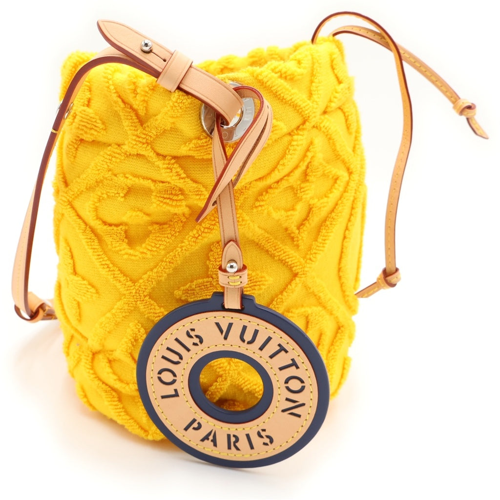 LOUIS VUITTON(ルイヴィトン) LVバケーション バイザプール バケット マンゴー ワンショルダーバッグ イエロー レザー M25144 シルバー金具 レディース