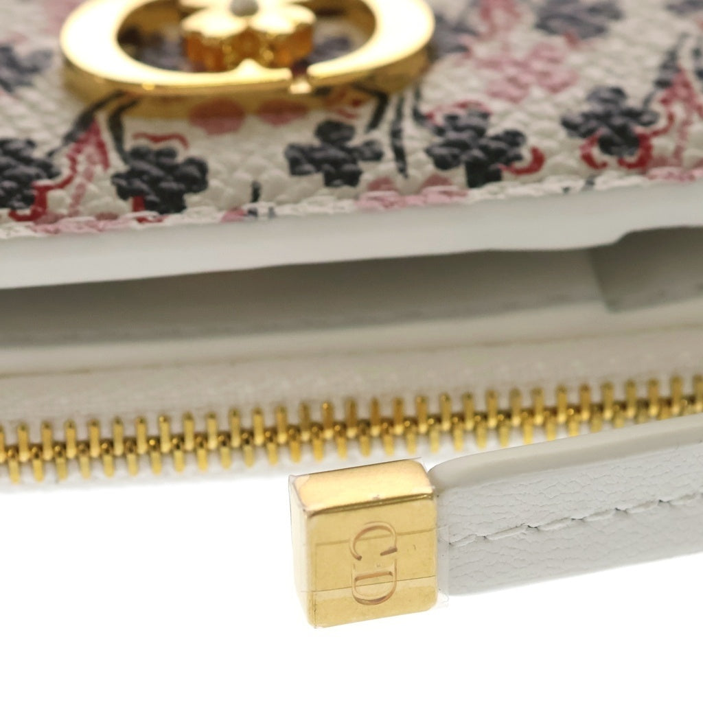Christian Dior(クリスチャンディオール) カロ ダリアウォレット クローバー 二つ折り財布 コインケース ホワイト レザー ゴールド金具 レディース