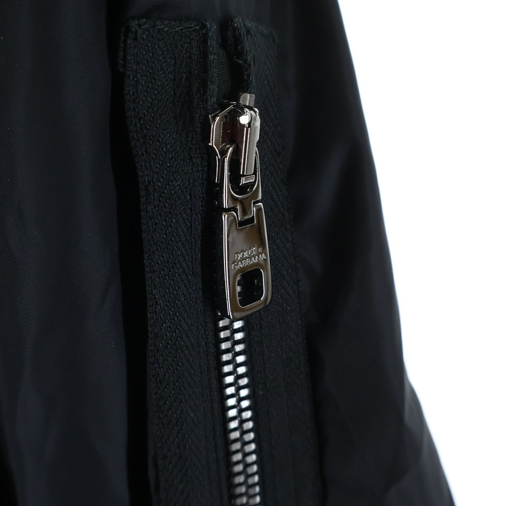 DOLCE & GABBANA(ドルチェアンドガッバーナ) グラフィック柄切り替え ジップデザイン ナイロン トラックジャケット ブラック J9023T/HE015