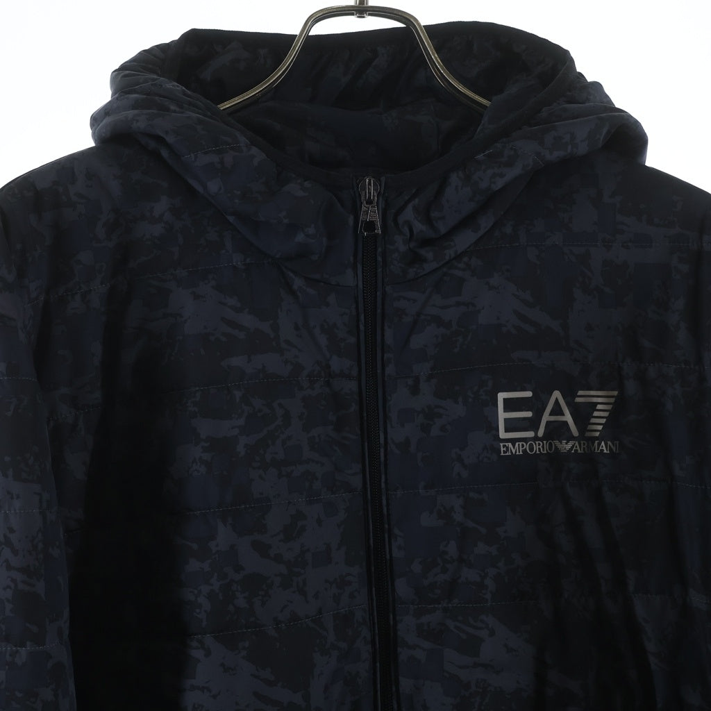 EMPORIO ARMANI(エンポリオアルマーニ) ロゴプリント 総柄プリント フーデッド ジップアップ 中綿ジャケット グレー 6ZPB62