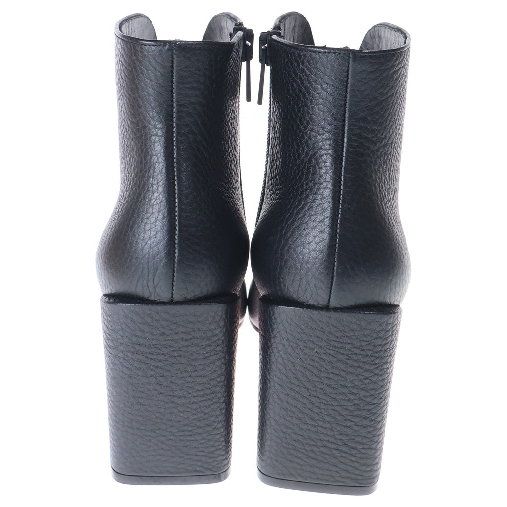 CHRISTIAN LOUBOUTIN(クリスチャンルブタン) CASTARIKA 85 カーフレザー ヒール サイドジップ ショートブーツ シューズ ブラック レディース 1210207