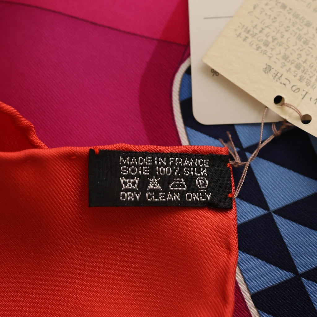 HERMES(エルメス) カレ90 シルクスカーフ ピンク×レッド レディース