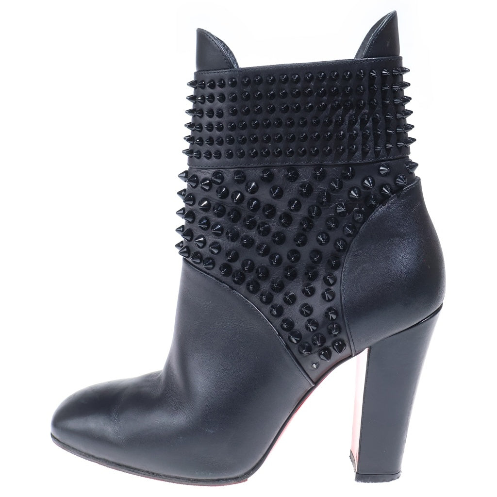 CHRISTIAN LOUBOUTIN(クリスチャンルブタン) スパイクスタッズ レザー サイドジップ ヒール ショートブーツ ブラック レディース