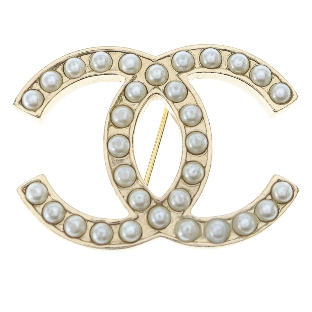 CHANEL(シャネル) ココマーク パール ピンバッジ ブローチ ホワイト×ゴールド レディース