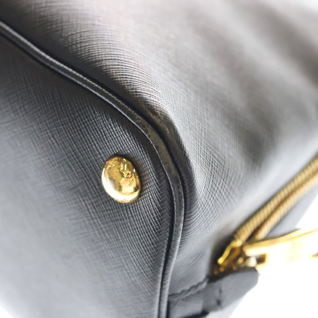 PRADA(プラダ) プロムナード サフィアーノ レザー ゴールド金具 2WAY ハンドバッグ ショルダーバッグ ブラック レディース