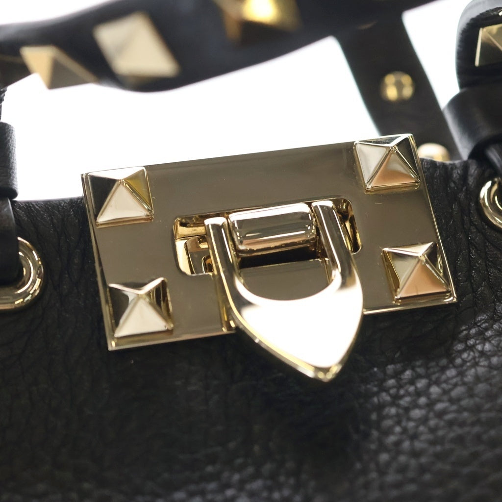 VALENTINO(ヴァレンティノ) ロックスタッズ レザー 2WAY ハンド ショルダーバッグ ゴールド金具 ブラック レディース