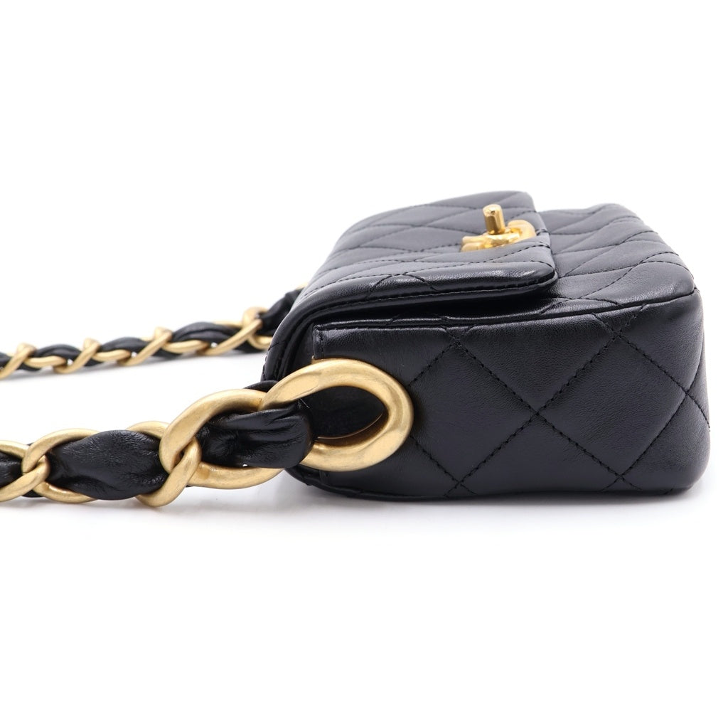 CHANEL(シャネル) マトラッセ18 ショルダーバッグ チェーンバッグ ミニバッグ ブラック ラムスキン ゴールド金具 レディース