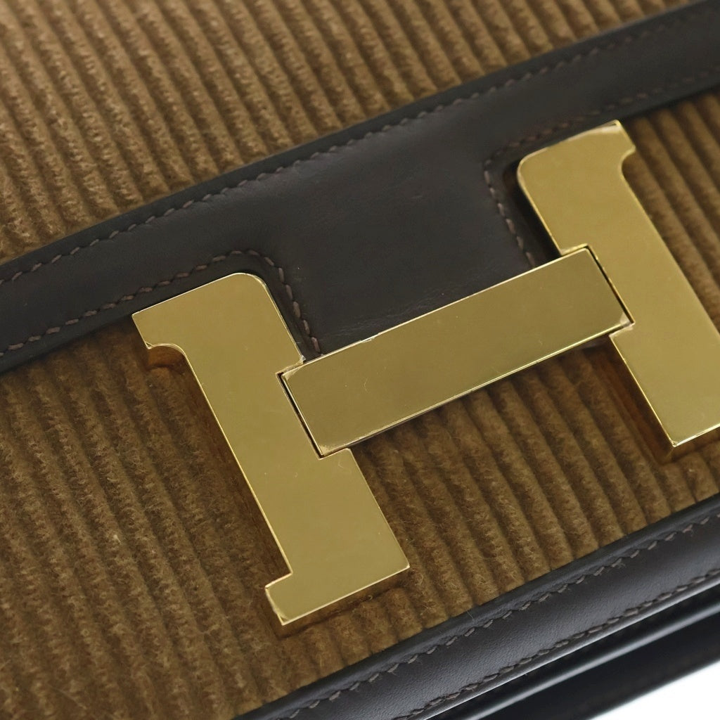 HERMES(エルメス) コンスタンス3 24 ショルダーバッグ ブラウン エベンヌ×キャメル ヴォースイフト D刻印 ゴールド金具 レディース