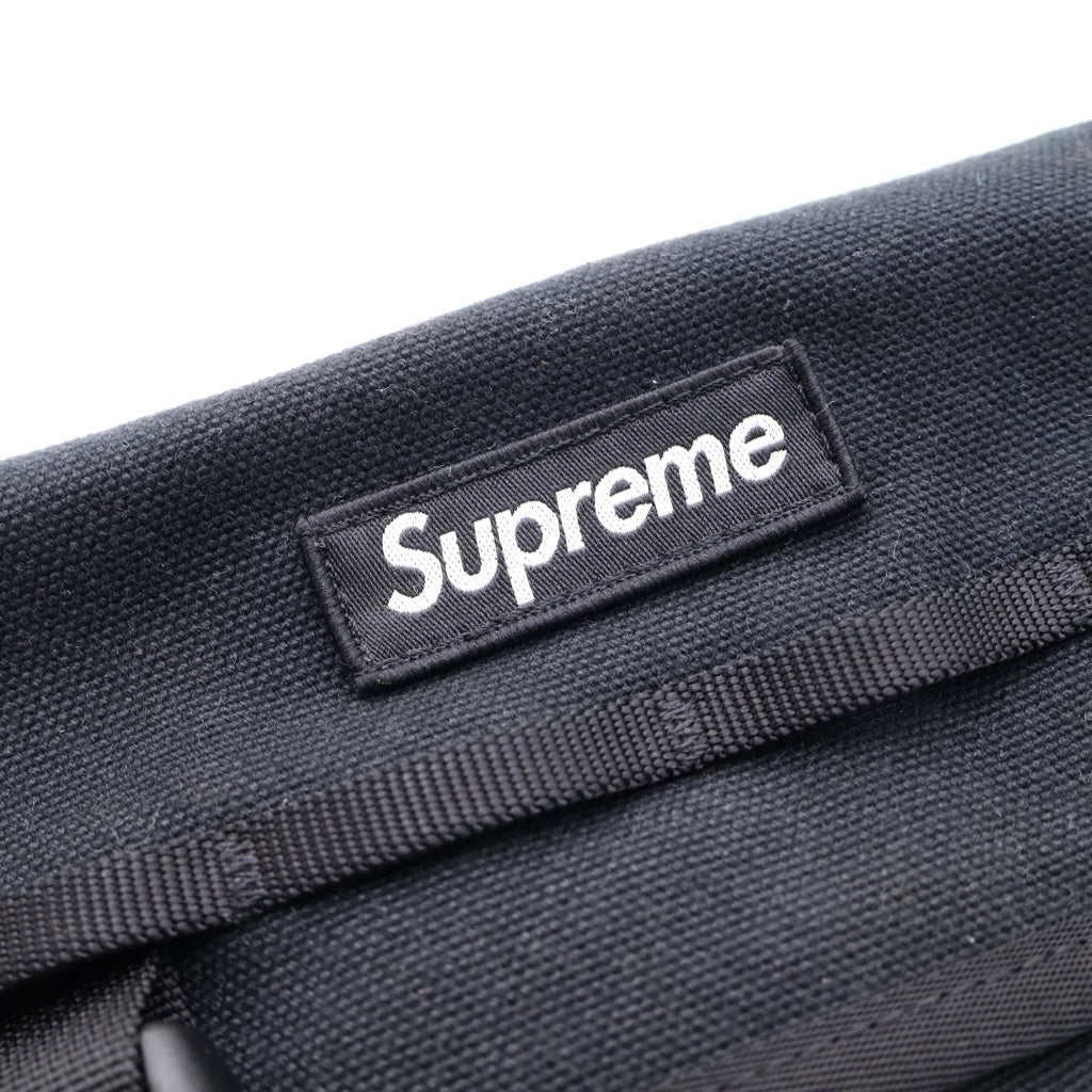 SUPREME(シュプリーム) 25SS Mini Messenger Bag ミニメッセンジャー ワッペンボックスロゴ ナイロン ショルダーバッグ ブラック レディース