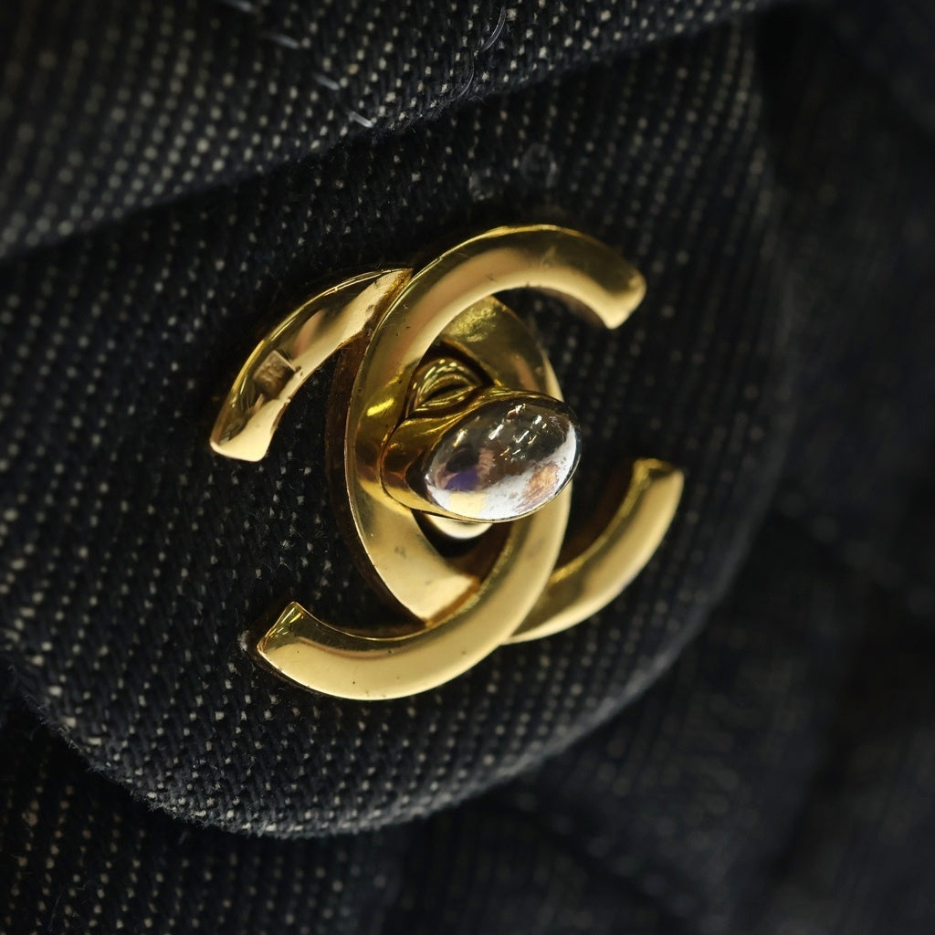 CHANEL(シャネル) ミニマトラッセ 17 チェーンショルダーミニバッグ ブラック デニム ゴールド金具 レディース