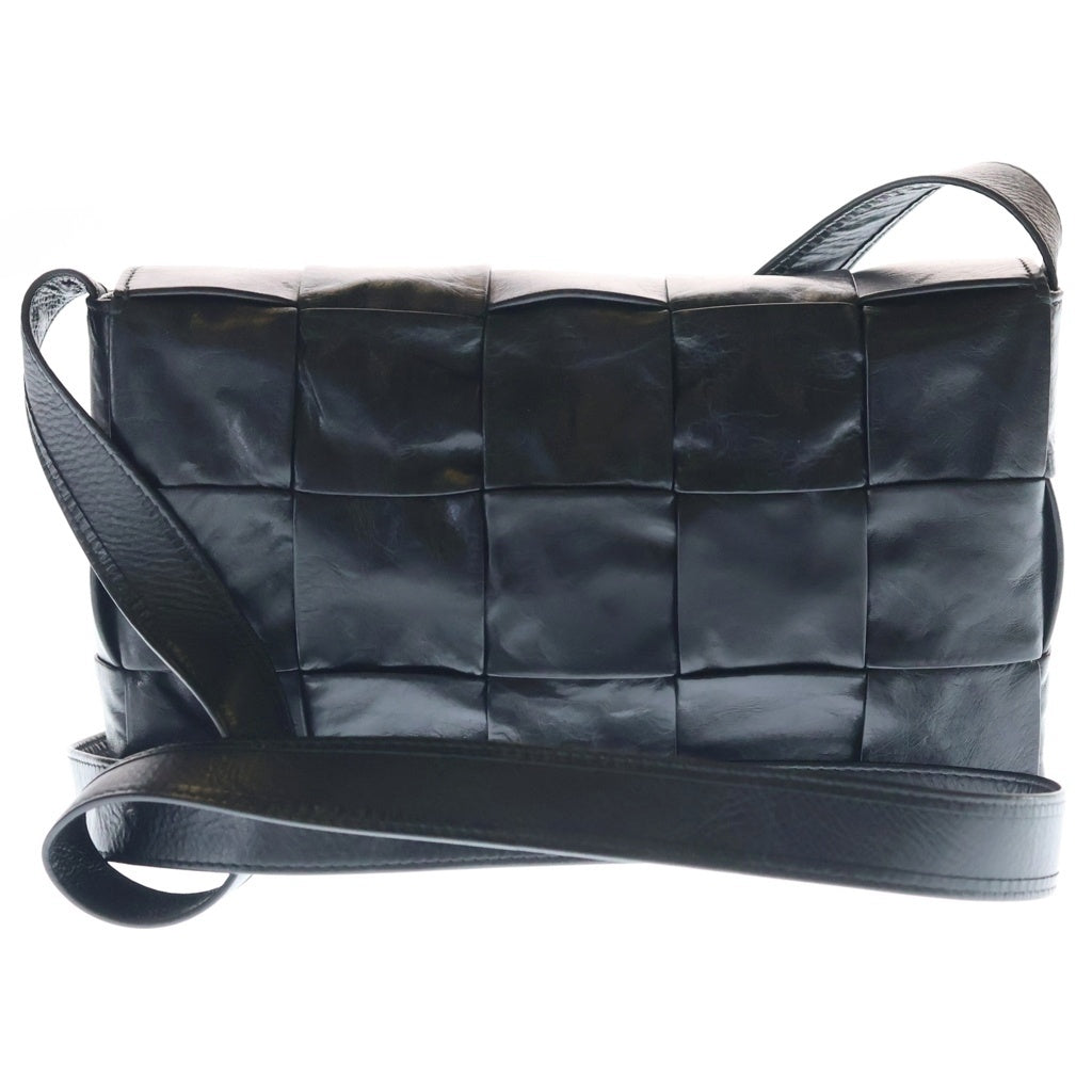 BOTTEGA VENETA(ボッテガヴェネタ) カセット マキシイントレチャート カーフレザー ショルダーバッグ シルバー金具 ブラック レディース