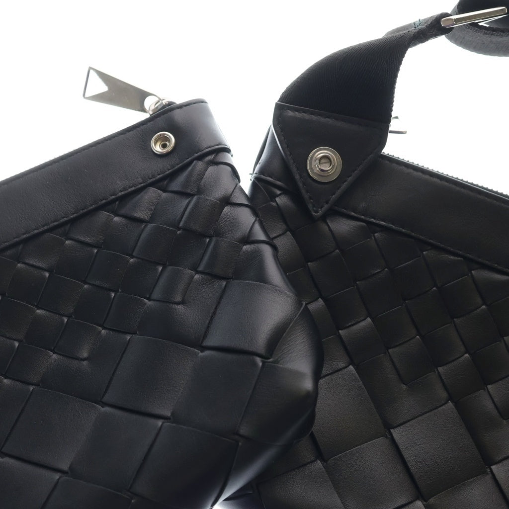 BOTTEGA VENETA(ボッテガヴェネタ) イントレチャート デュオ レザー ショルダーバッグ ブラック レディース
