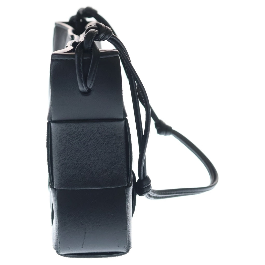 BOTTEGA VENETA(ボッテガヴェネタ) カセット マキシイントレチャート ハンド バッグ ブラック レディース