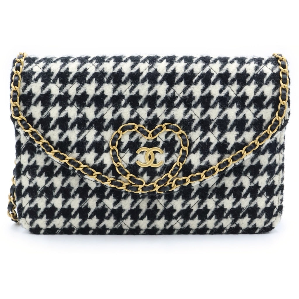 CHANEL(シャネル) ショルダーウォレット ハートチェーン ショルダーバッグ ツイード ブラック×ホワイト 千鳥格子 ゴールド金具 レディース