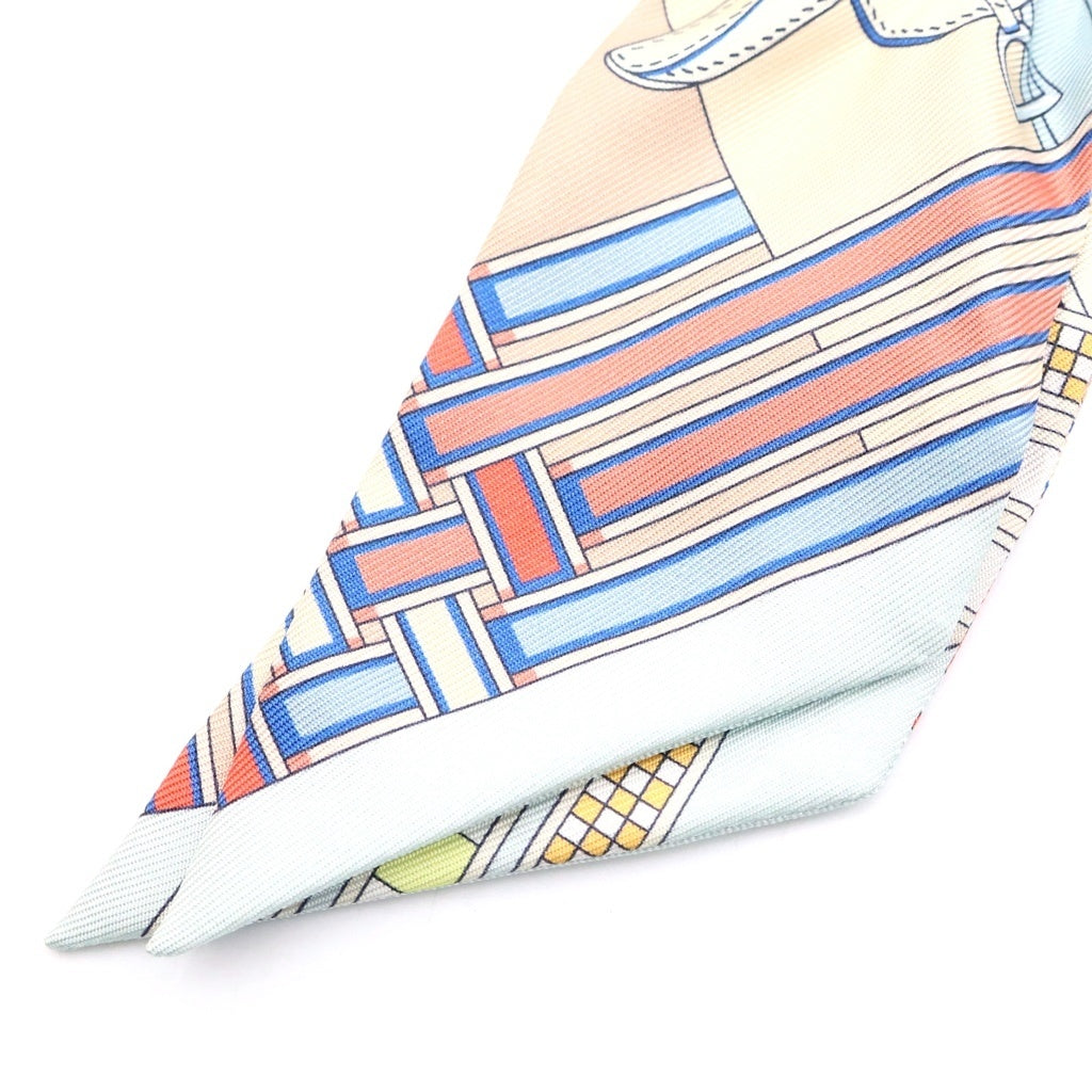 HERMES(エルメス) ツイリー 馬勒とチャーム シルクスカーフ ベージュ レディース