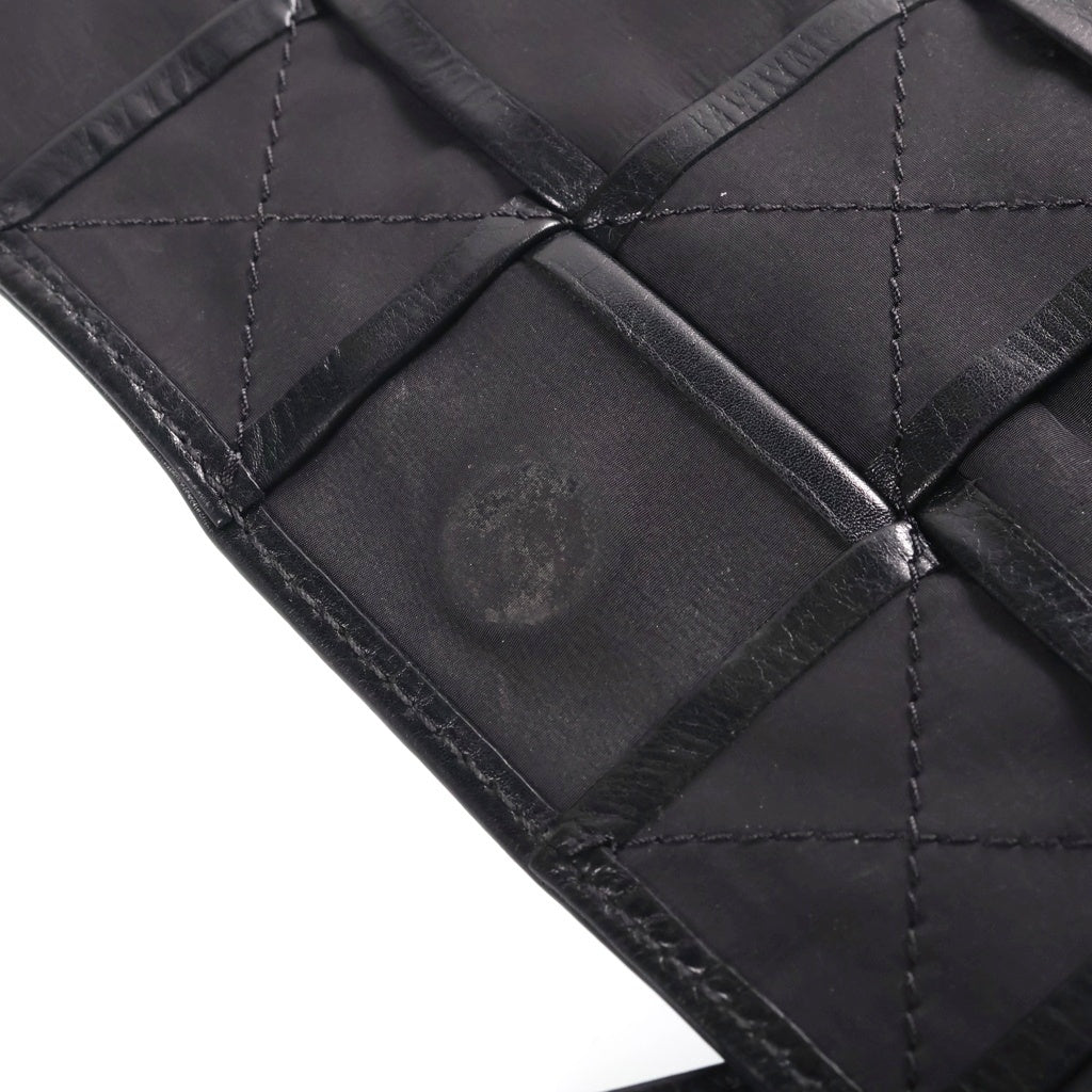BOTTEGA VENETA(ボッテガヴェネタ) マキシイントレチャート カセット ショルダーバッグ ブラック レザー シルバー金具 レディース